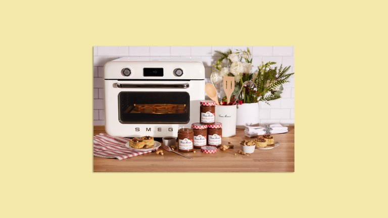 Win An Air Fry Oven with Steam, Utensil Set, And 4 Peanut Chocolate Spreads In The Bonne Maman and SMEG USA Sweepstakes