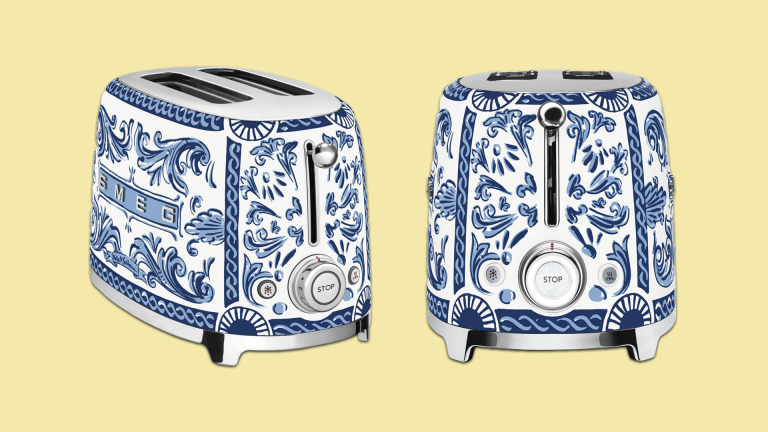 Winner Will Receive The Iconic Dolce & Gabbana Toaster ($700) – Giveaway by Smeg & Westwing