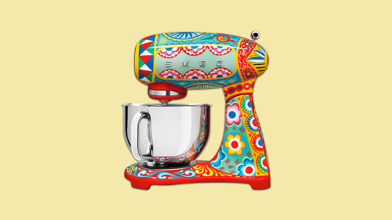 Winner Will Receive The Dolce & Gabbana Stand Mixer ($1,700) – Giveaway By Smeg