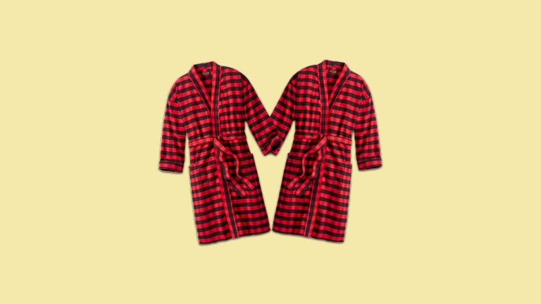 Winner Will Receive 2 Luxurious Flannel Robes – Giveaway by Vermont Flannel